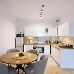 Apartment Livermo - Targi Mtp - Jezyce- Air Conditioning - Self Check-in