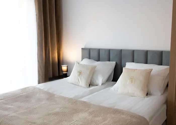 Livermo - Targi Mtp - Jezyce- Air Conditioning - Self Check-in *