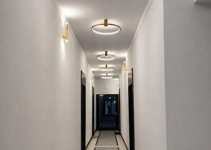 Livermo - Targi Mtp - Jezyce- Air Conditioning - Self Check-in * פוזנן